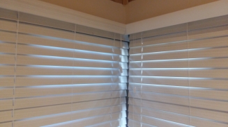 Cirus Fauxwood Blind